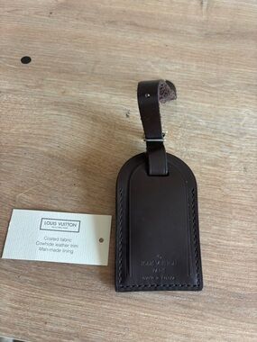 Authentic Louis Vuitton id tag damier ebene